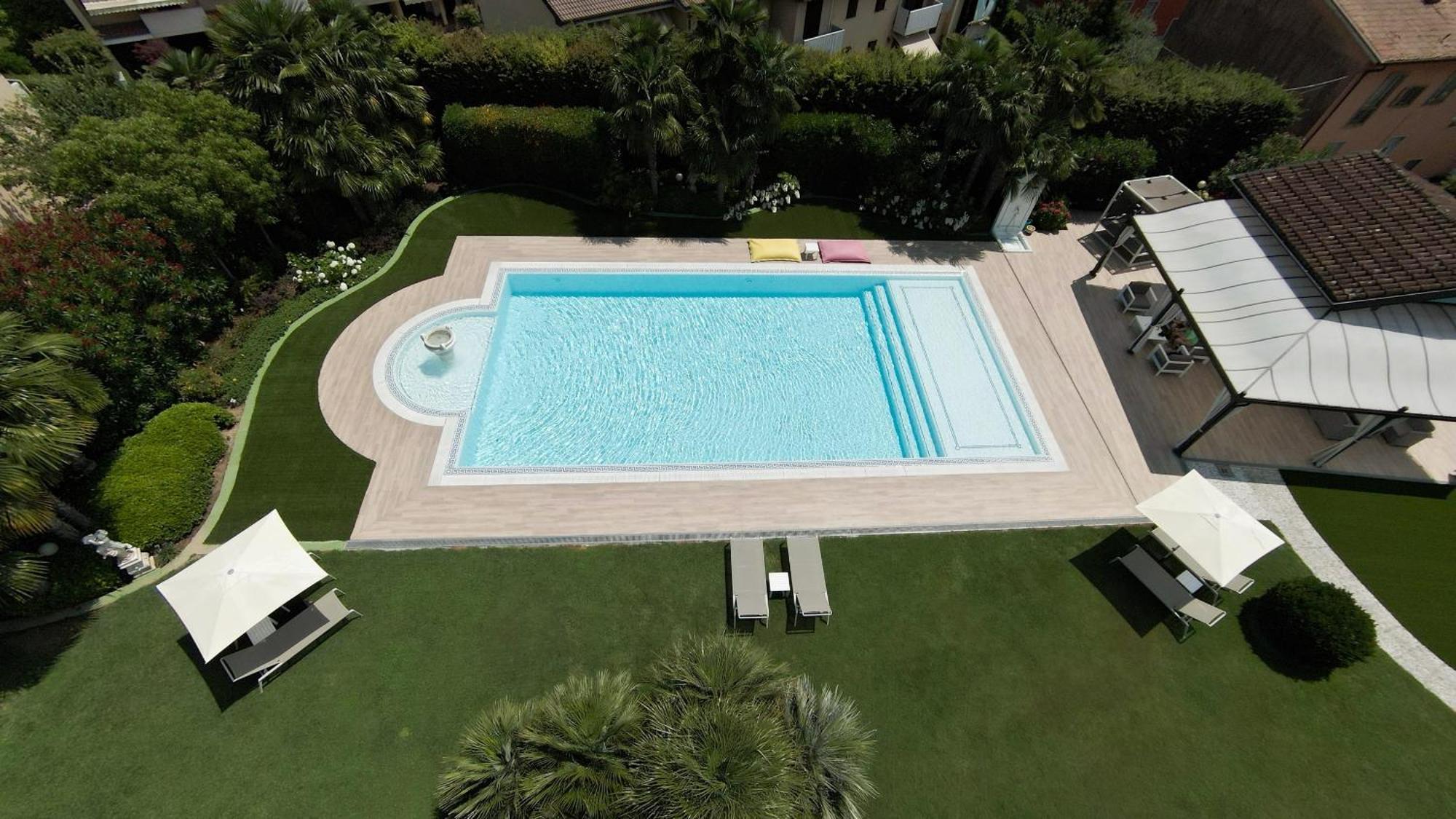 Villa Angela - Italian Homing Дезенцано-дель-Гарда Экстерьер фото