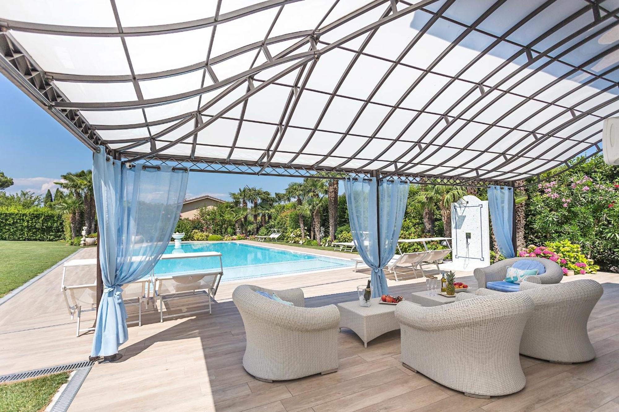 Villa Angela - Italian Homing Дезенцано-дель-Гарда Экстерьер фото